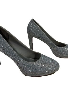 Silver Slipper Rhinestone Heels EXTRA SPARKLY, Silver, Size 9.5M 4” Heel